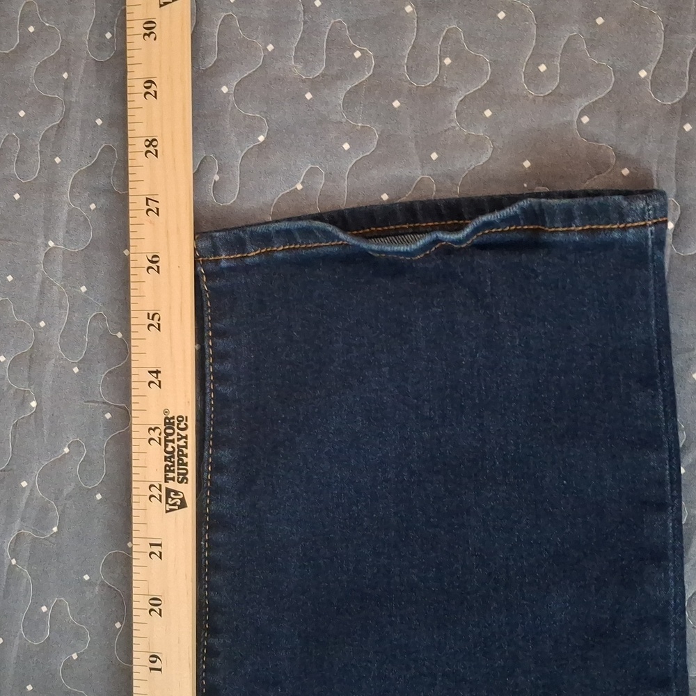 Levi's Women's Straight Leg Jeans - Dark Blue - Picture 7 of 7
